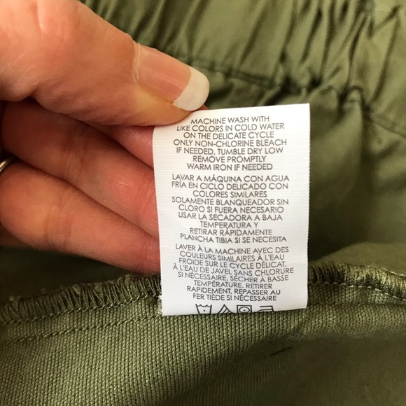 CAbi Explorer Green Utility Vest - Picture 9 of 11